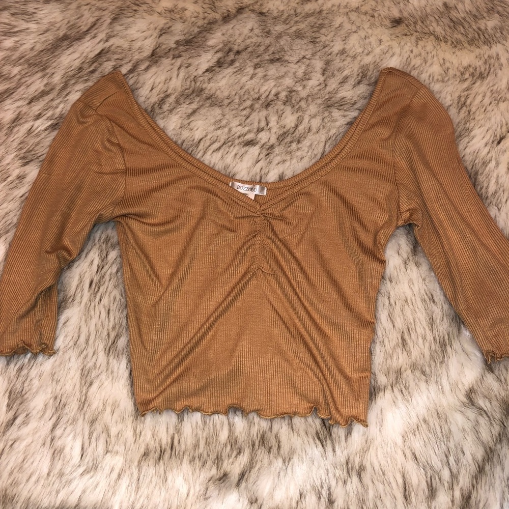 Off the shoulder mid sleeve top